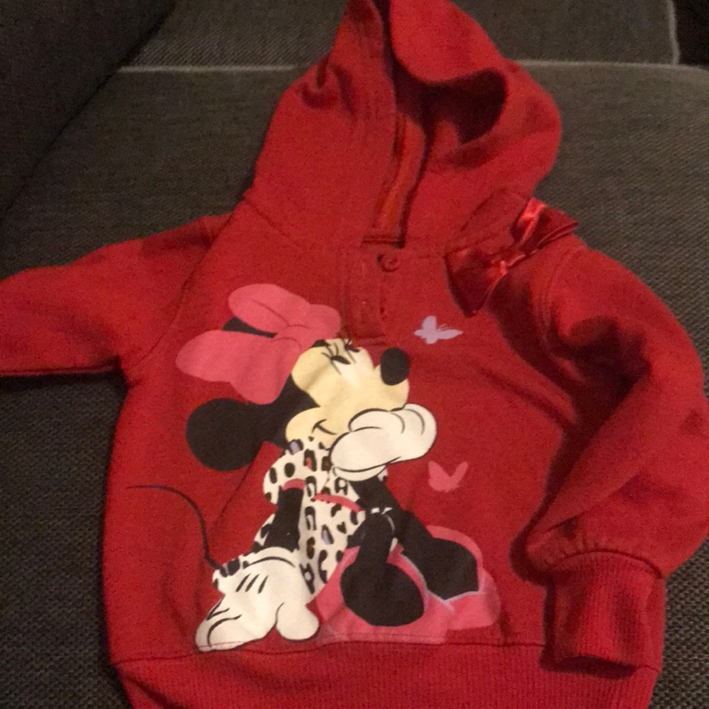 Sweatshirt